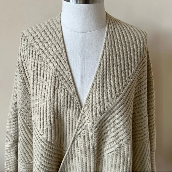 Maxmara Max sport wrap sweater 17942 - Picture 4 of 9